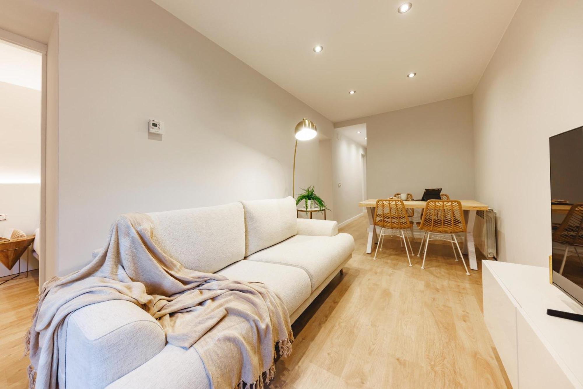 Bravissimo Apartaments Mora 4 خيرونا المظهر الخارجي الصورة